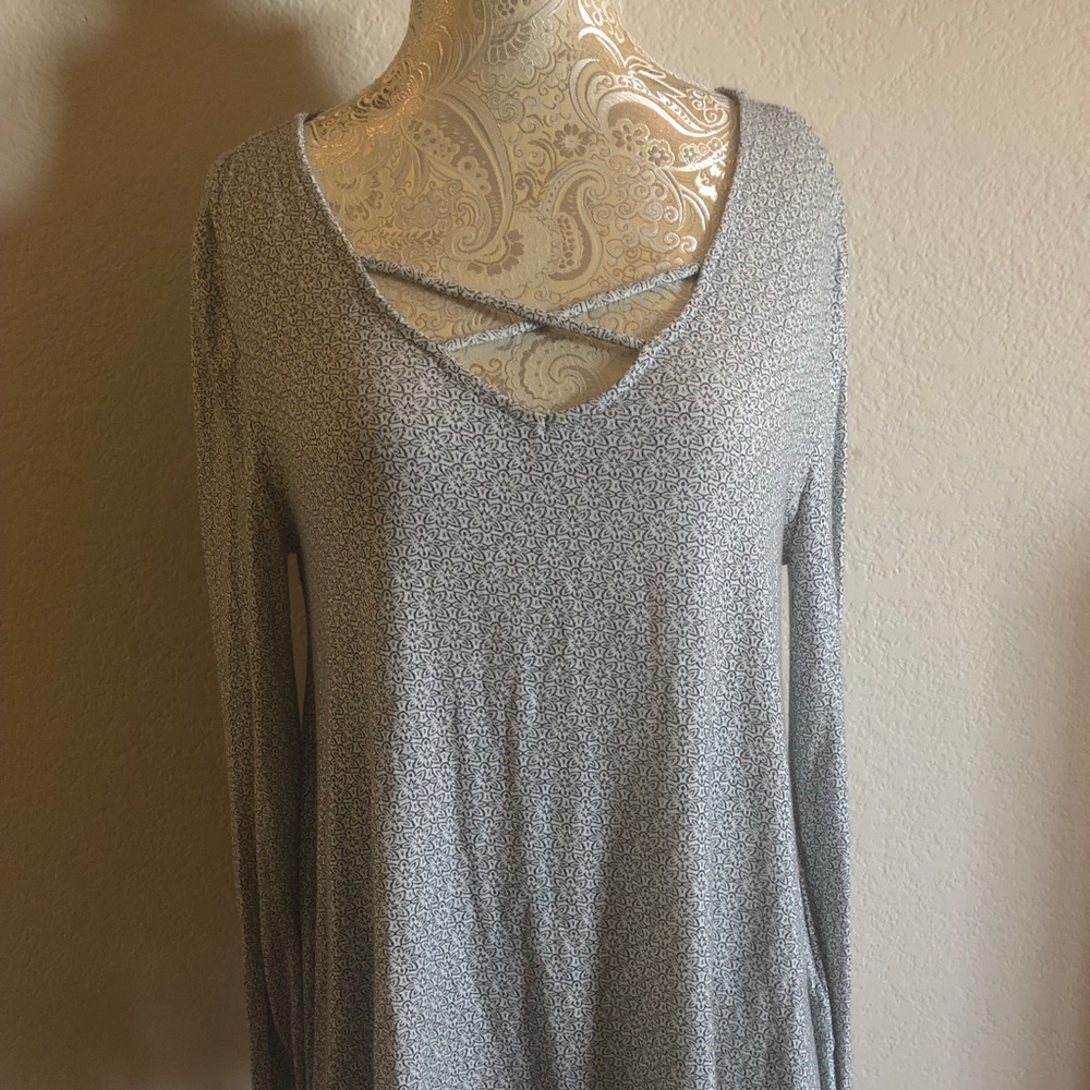 Beautiful casual or fancy shirt!